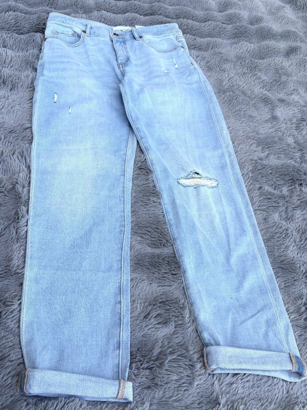 LOFT The Girlfriend mid rise jeans light wash distressed NWT size 2